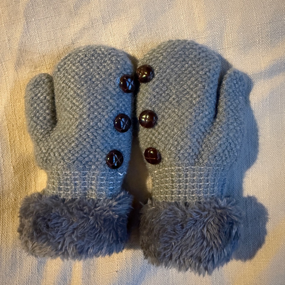Cozy Gray Kids Mittens